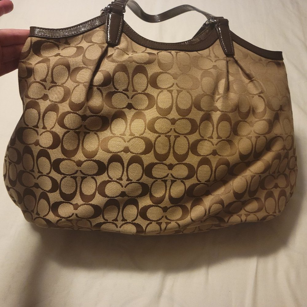 Authentic purses - Picture 6 of 9